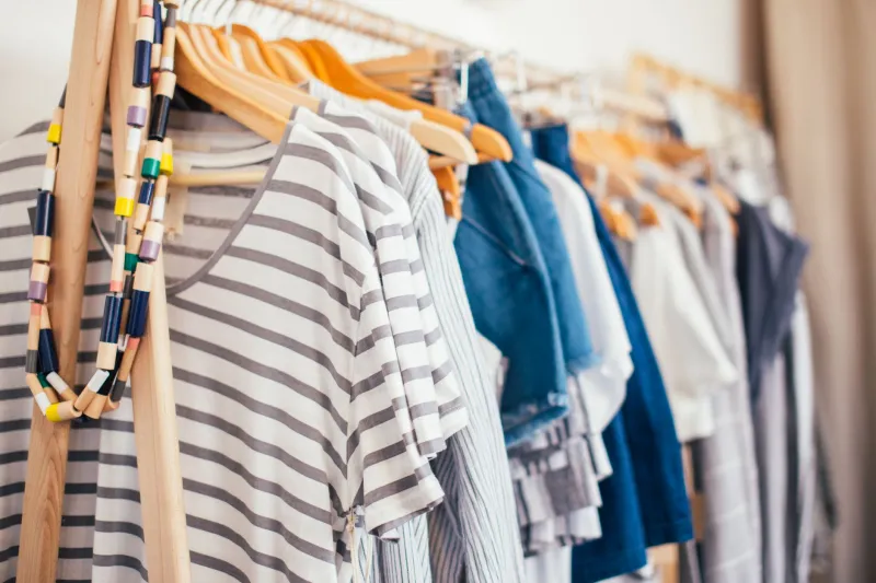 Less Closet, More Creativity: The Unexpected Magic of Dressing with Limits